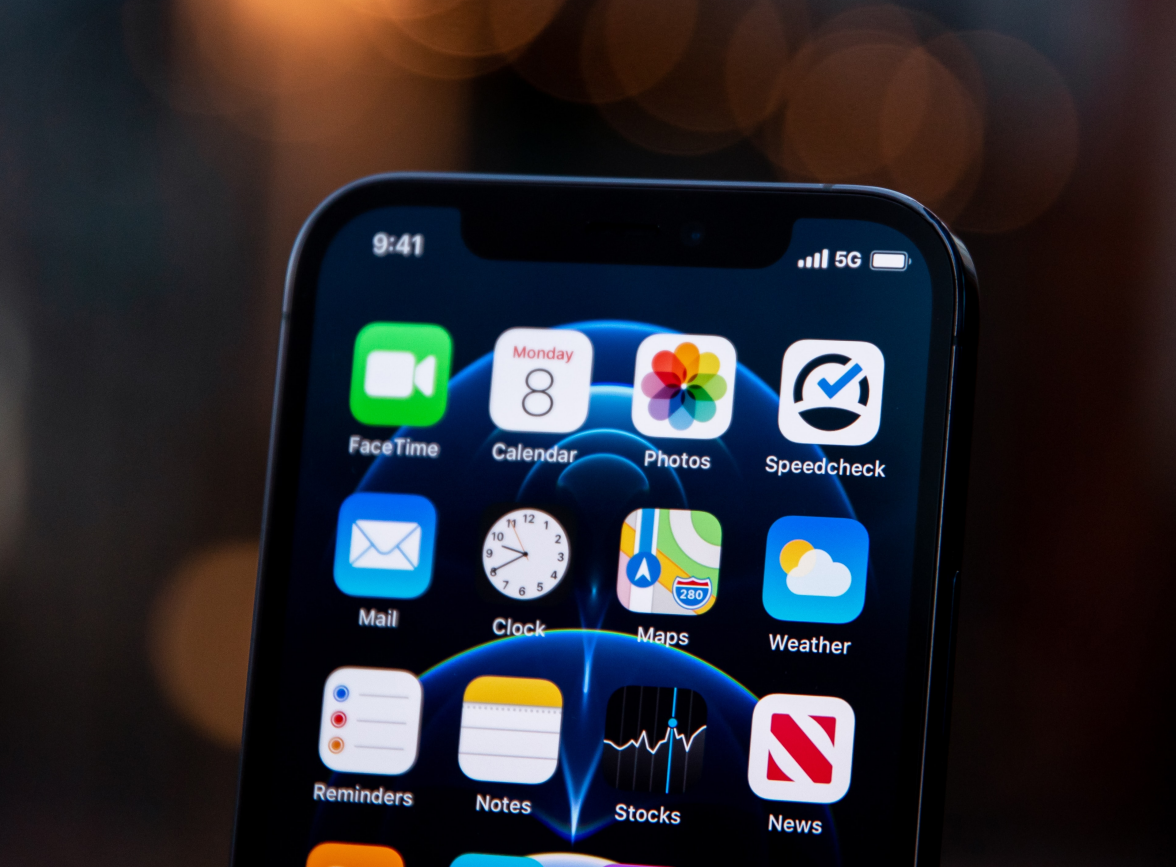 隆尧苹果手机维修分享为什么 iPhone 12 在冬季会自动关机 